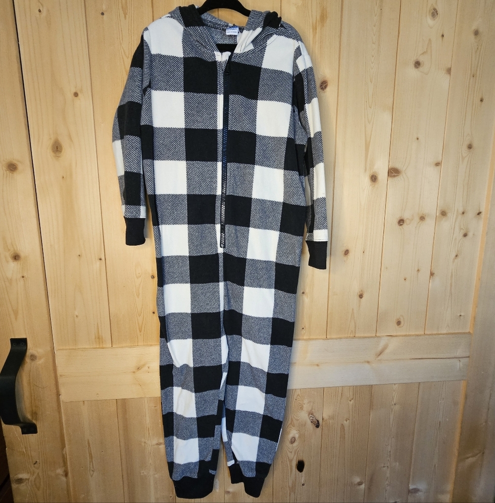 Size 5 Soft Fleece Kid's Black and White Checkered Hooded Onsie - Picture 1 of 4